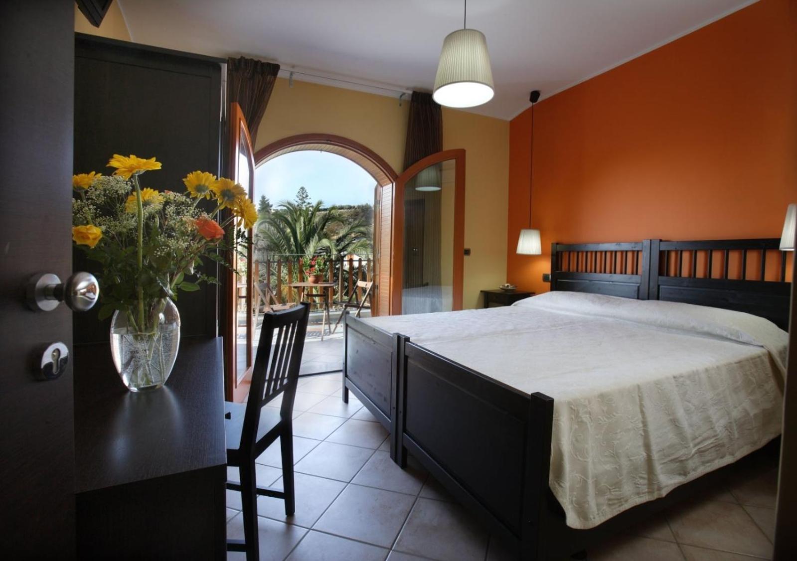 B&B Villa Rodriguez Милаццо Экстерьер фото
